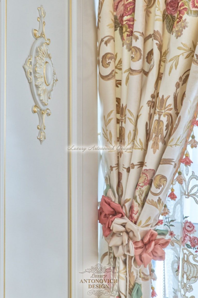 Шторы в романтической комнате дочери в классическом стиле, коттедж Ташкент